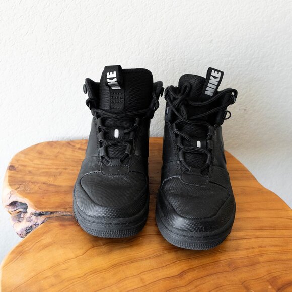 Nike Men’s Black Winter Sneaker Boots Size 8 | Waterproof BQ4223-001 “Just Do It - Picture 3 of 6
